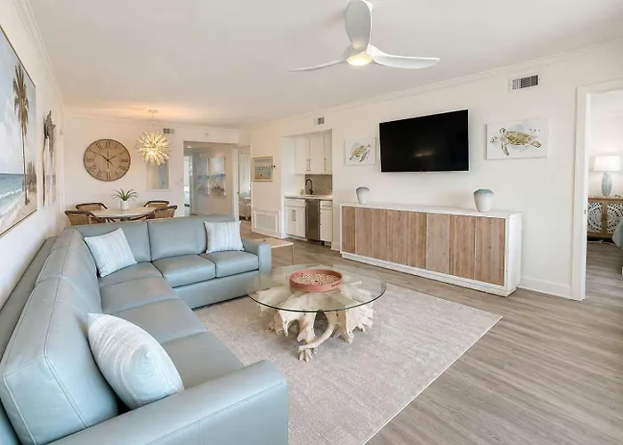 Holiday home Seaspray Serenity 621 Pristine Gulf-front Pensacola